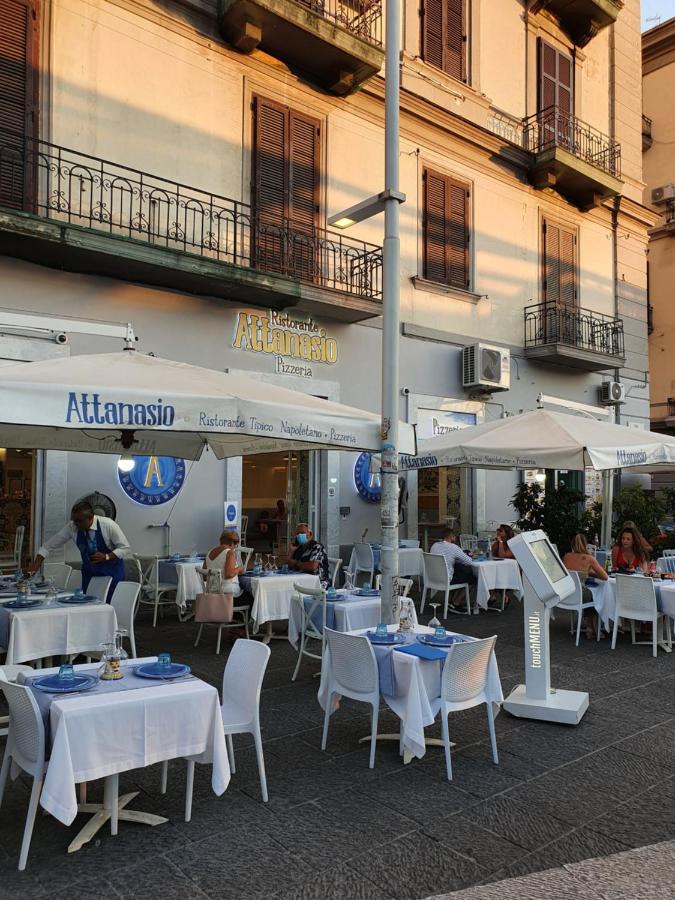Anema&core Couette-café Naples
